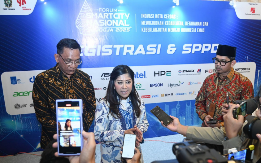 Prestasi Membanggakan! DIY dan Jawa Barat Berhasil Raih Pengghargaan Smart City Award 2025